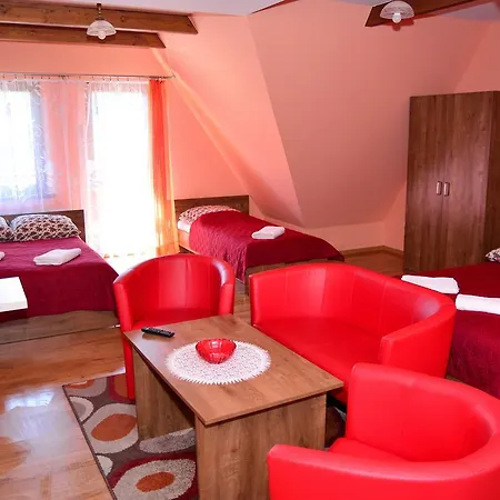 Goscinne Hosana Homestay szállás *